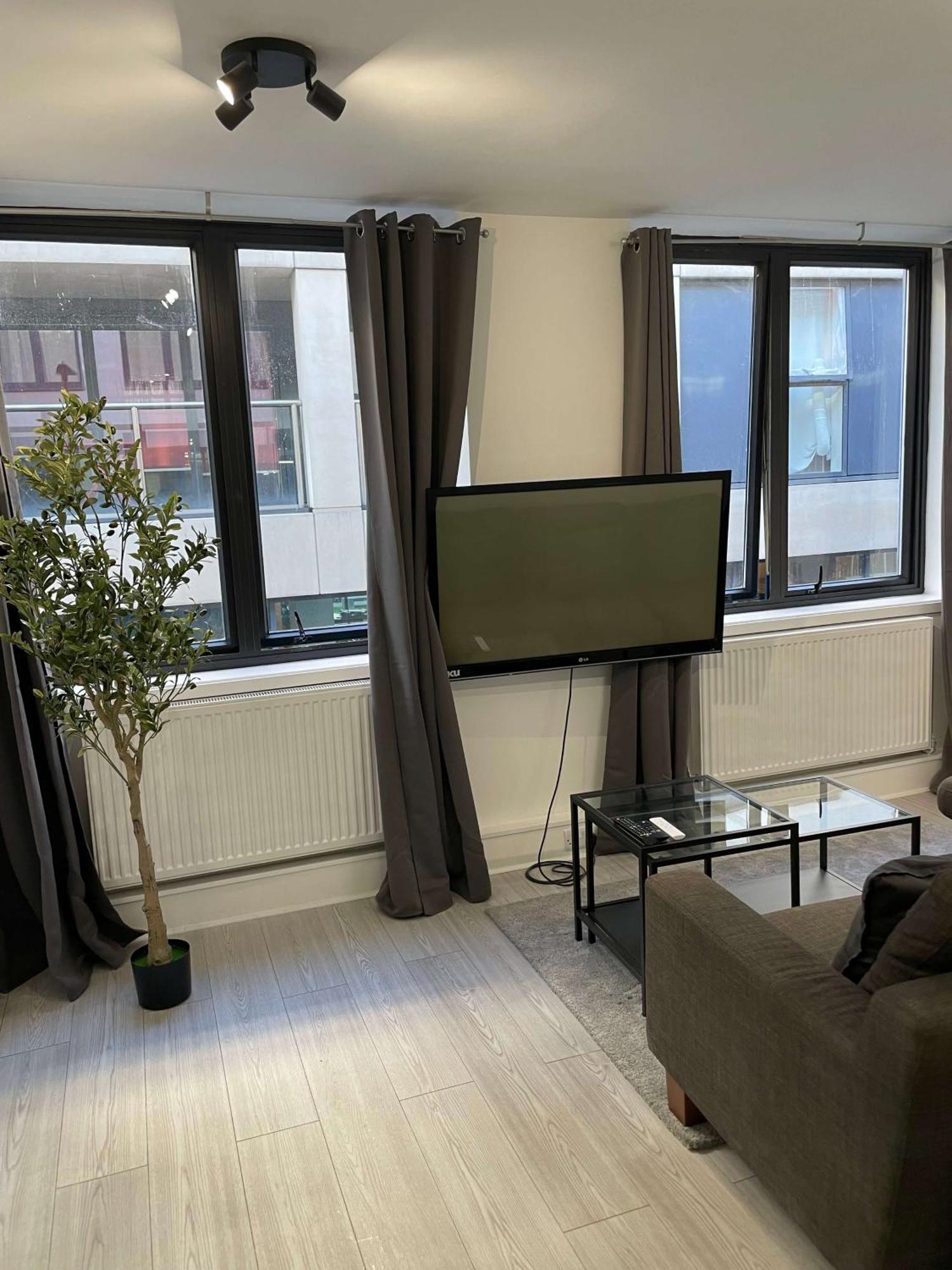 2 Bdrm Contemporary Central London Apartment Екстер'єр фото