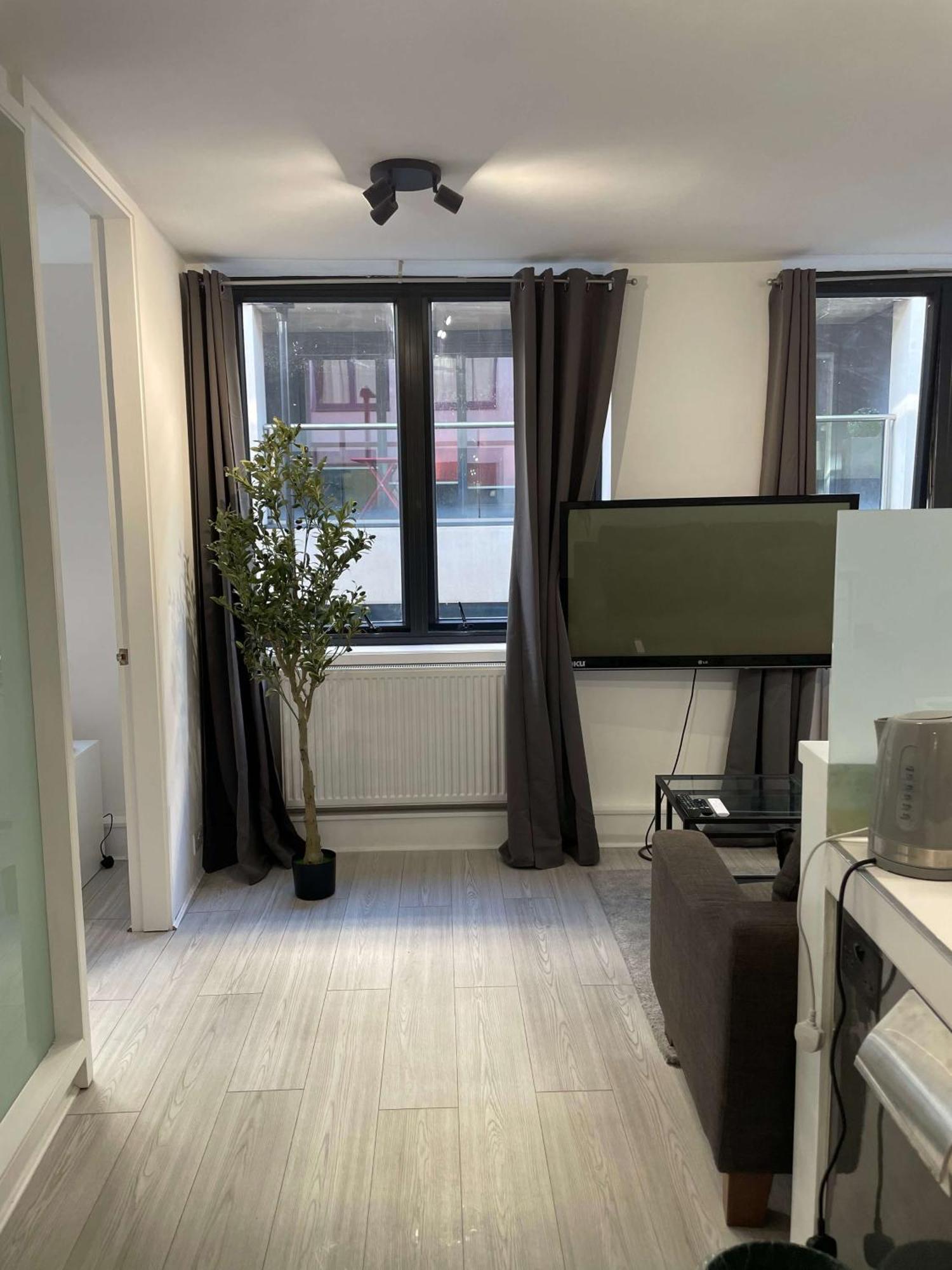 2 Bdrm Contemporary Central London Apartment Екстер'єр фото